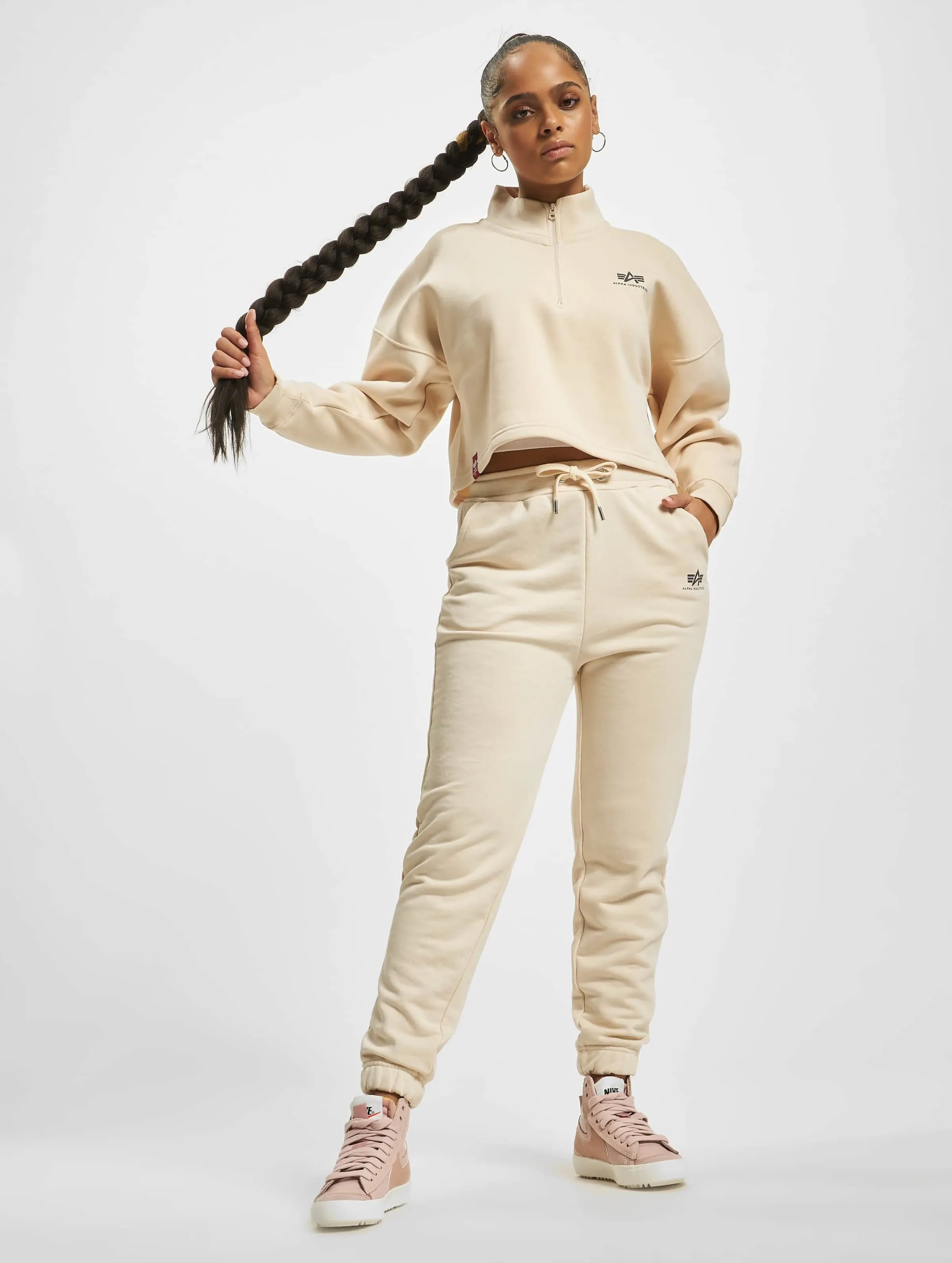 Alpha Industries  Half Zip Cropped