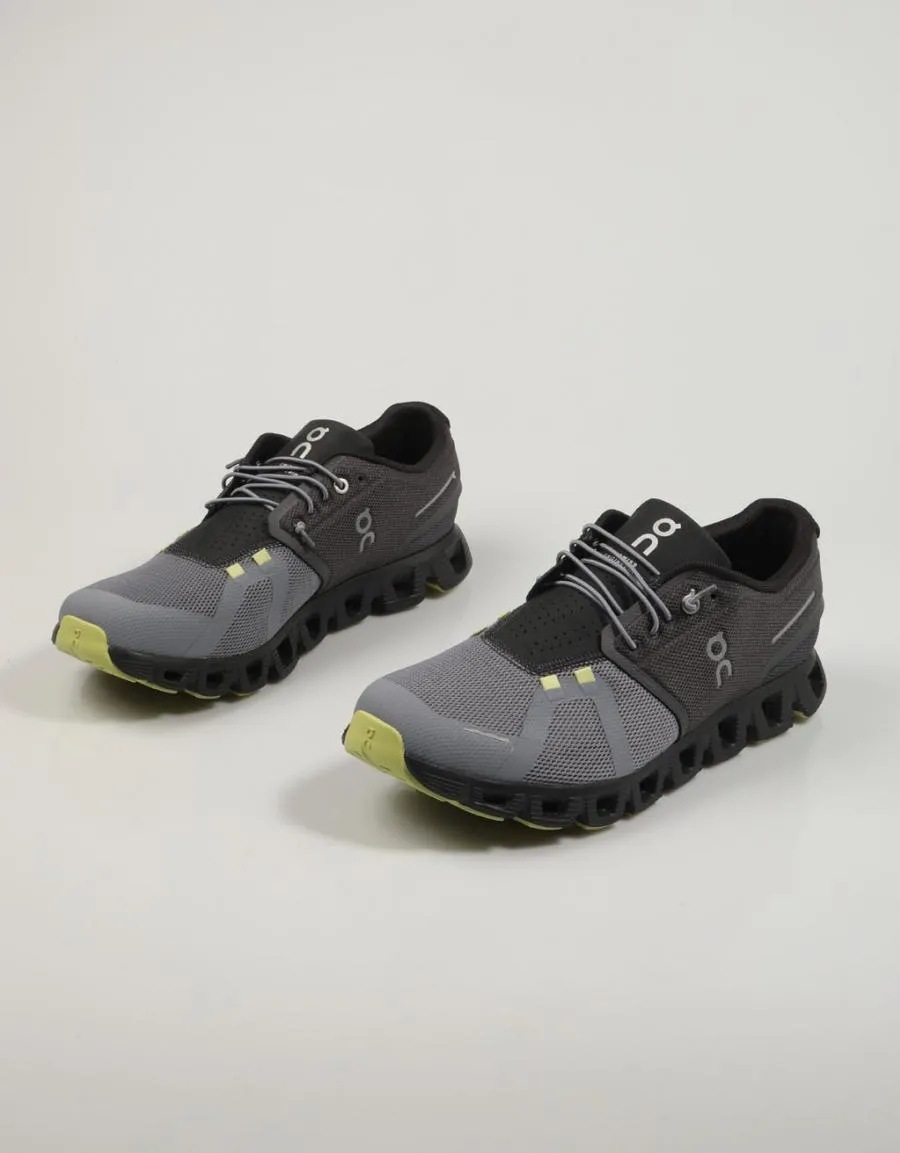  baskets ON RUNNING Cloud 5 en Gris 83908