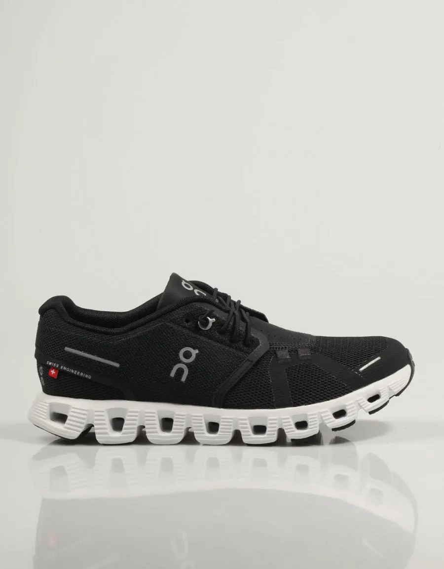  baskets ON RUNNING Cloud 5 en Noir 83902