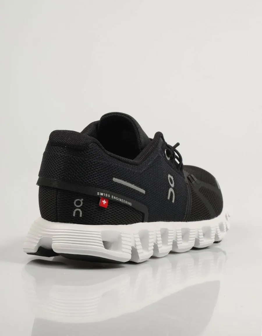  baskets ON RUNNING Cloud 5 en Noir 83902