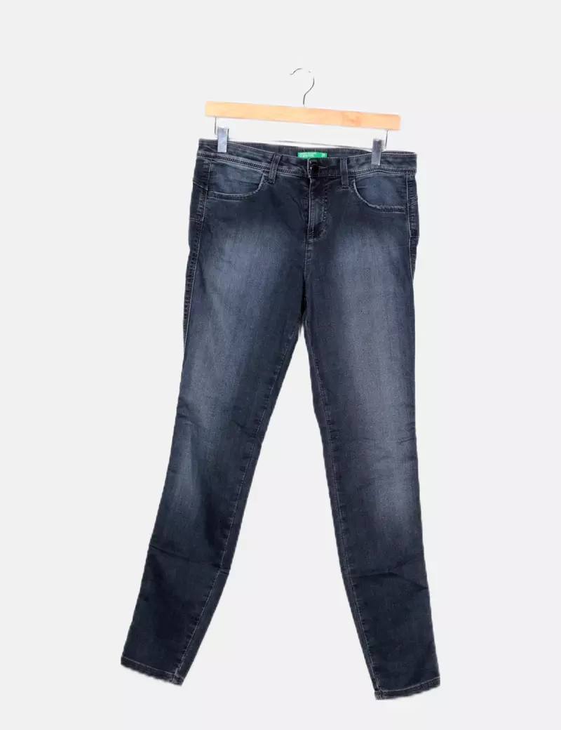 Benetton Pantalón denim básico