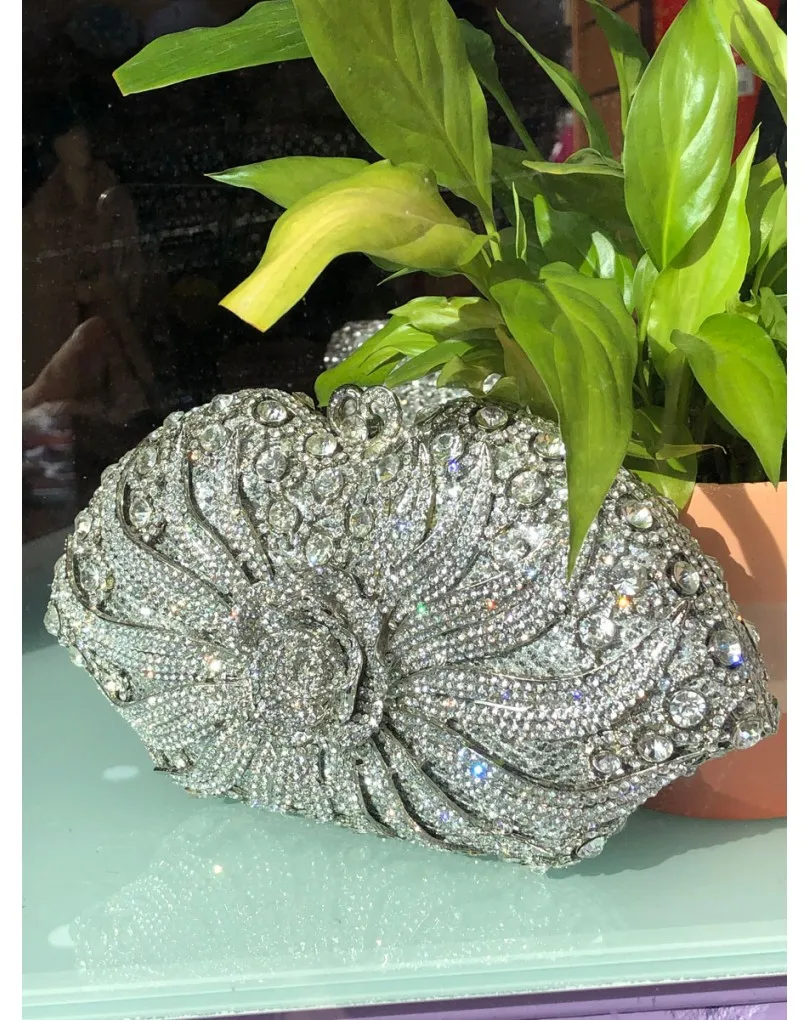 BOLSOS DE FIESTA ALUCINANTES PARA MADRINAS Y NOVIAS