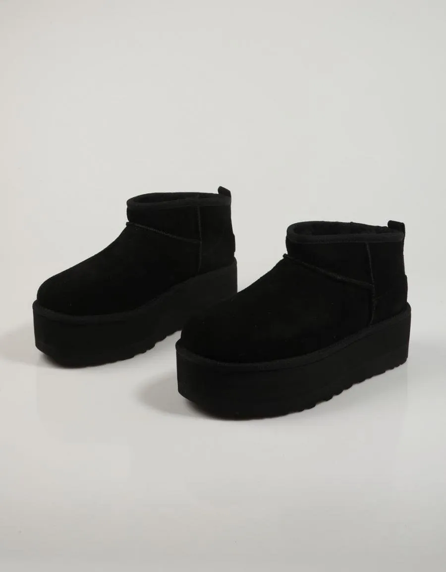  bottines UGG W Cassic Ultra Mini Platform en Noir 84041