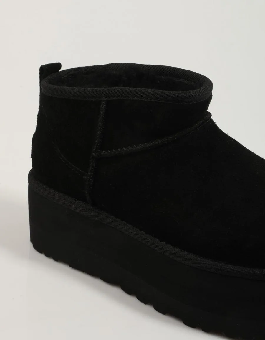  bottines UGG W Cassic Ultra Mini Platform en Noir 84041