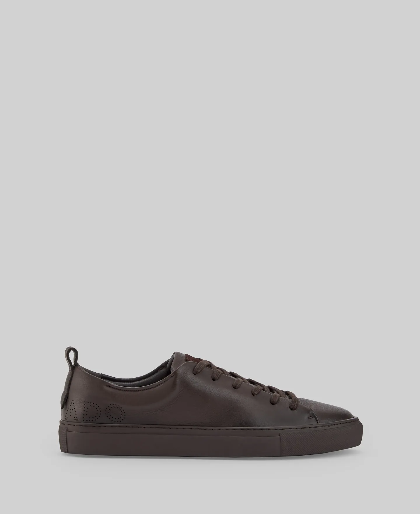 Brown responsible leather trainer man