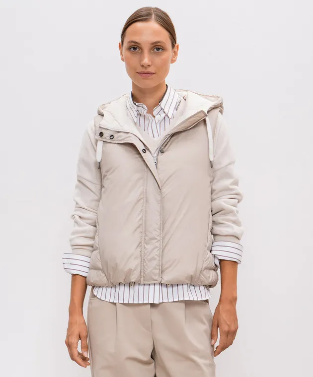 Brunello Cucinelli Beige down vest with monil chain