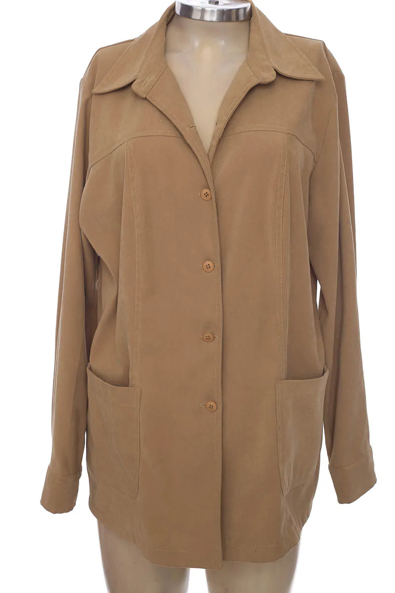 CHAQUETA / ABRIGO COLOR BEIGE  CLOSEANDO