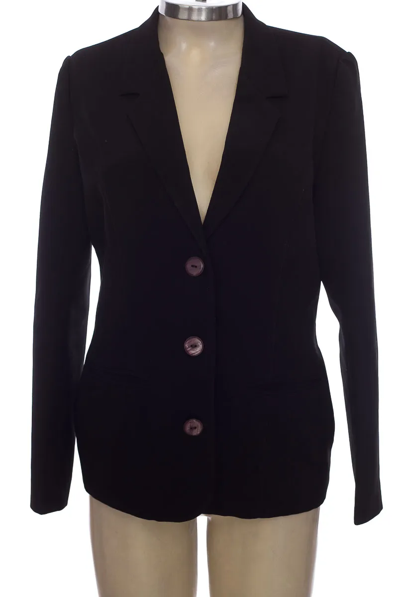 CHAQUETA / ABRIGO COLOR NEGRO  CLOSEANDO