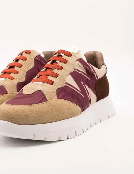 DEPORTIVO WONDERS A2452T TREND NYLON BEIGE Y VINO DE MUJER