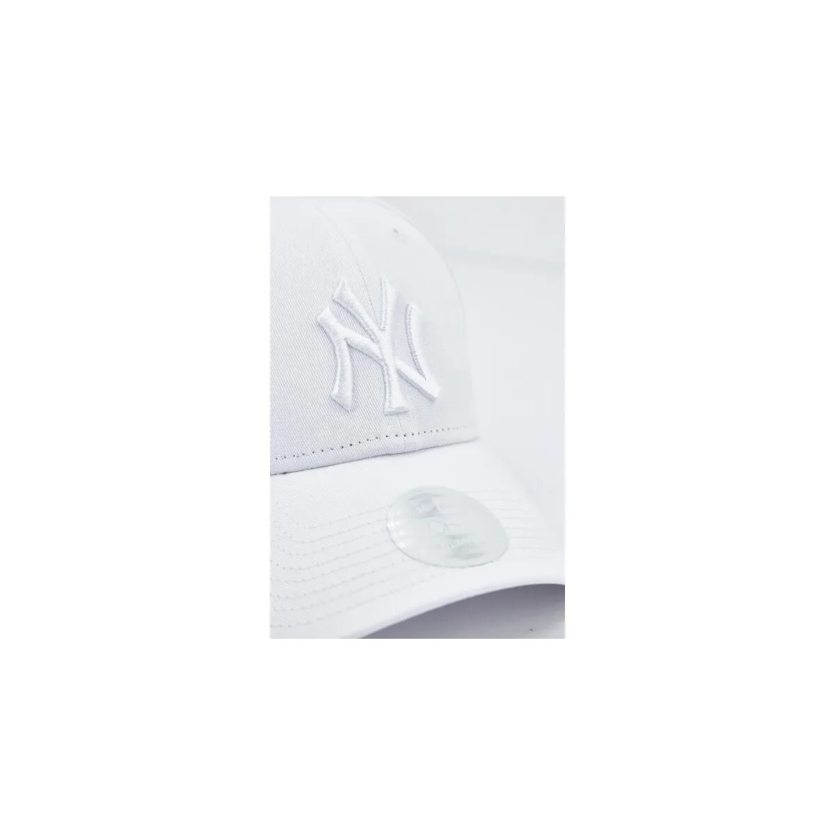 ESSENTIAL 940 NEYYAN