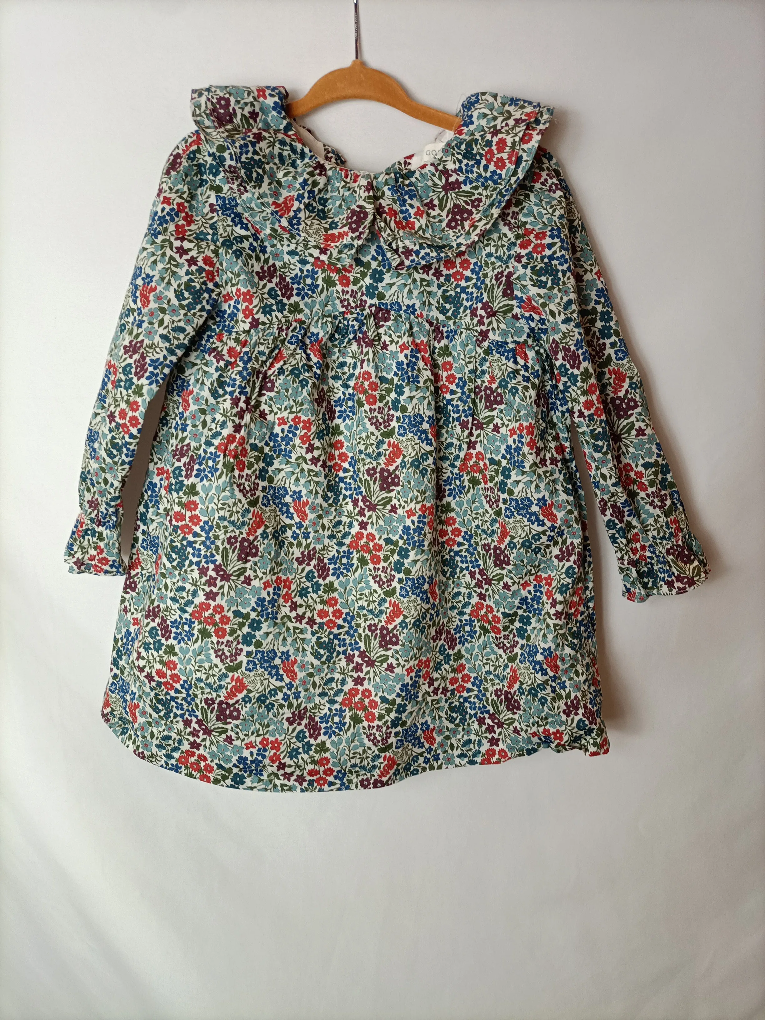 GOCCO. VESTIDO ESTAMPADO FLORES. T 23 AñOS
