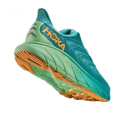 HOKA Arahi 6
