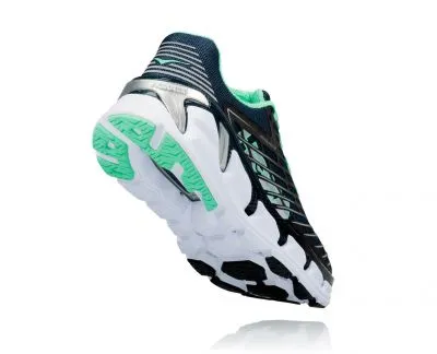 HOKA Vanquish 3