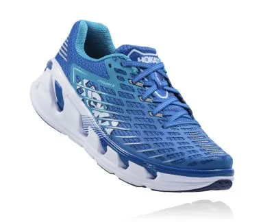 HOKA Vanquish 3