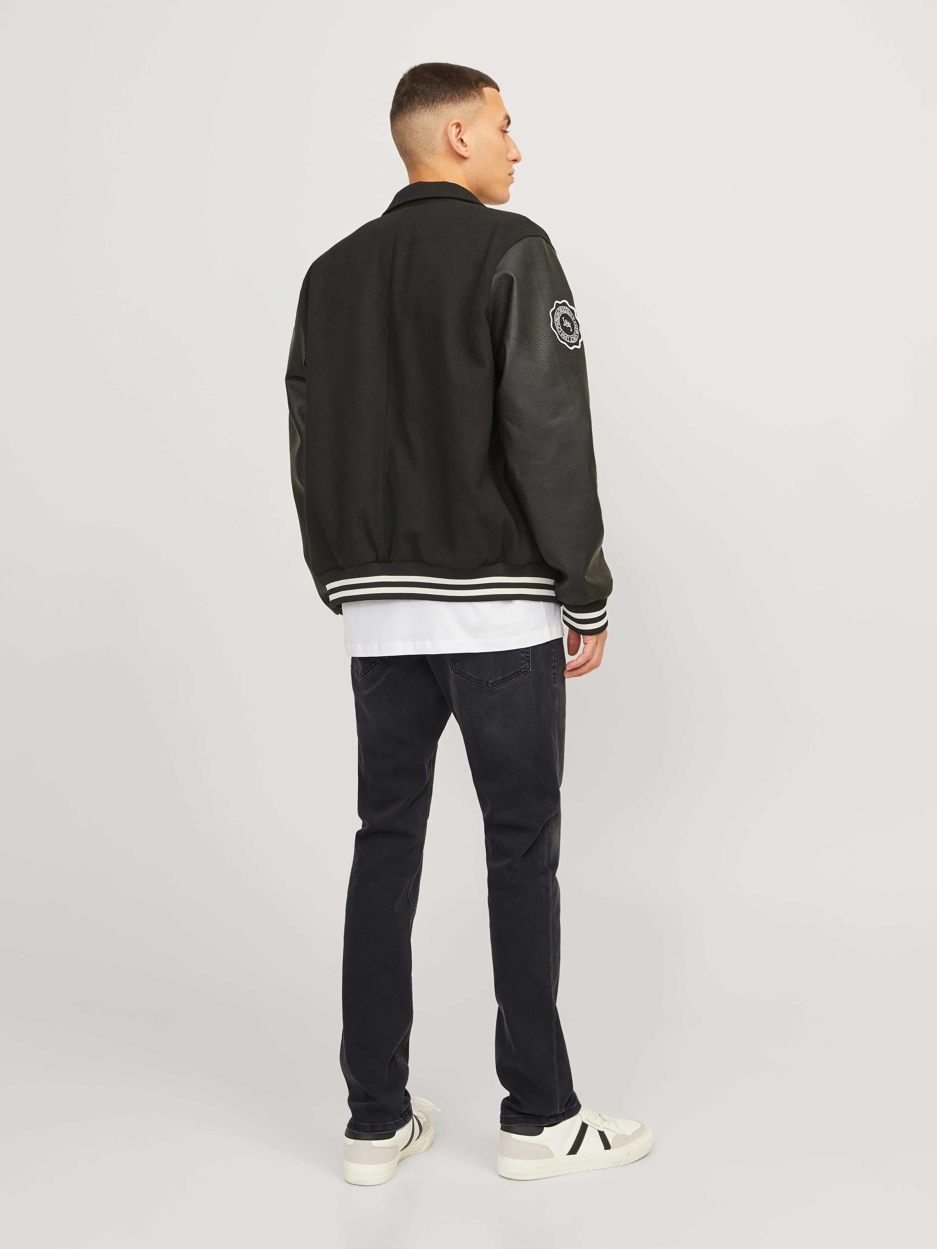 JJIWHGLENN JJORIGINAL JOS 106 50SPS Vaqueros de corte slim | Negro | Jack & Jones®