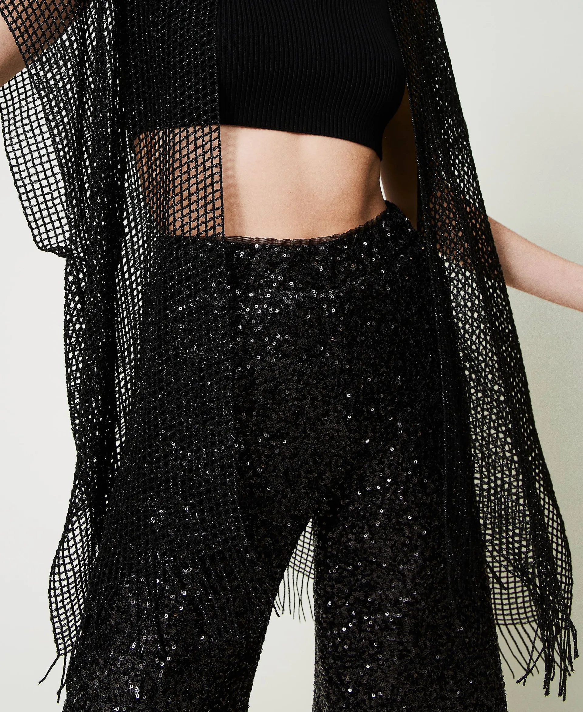 Kimono de malla con flecos