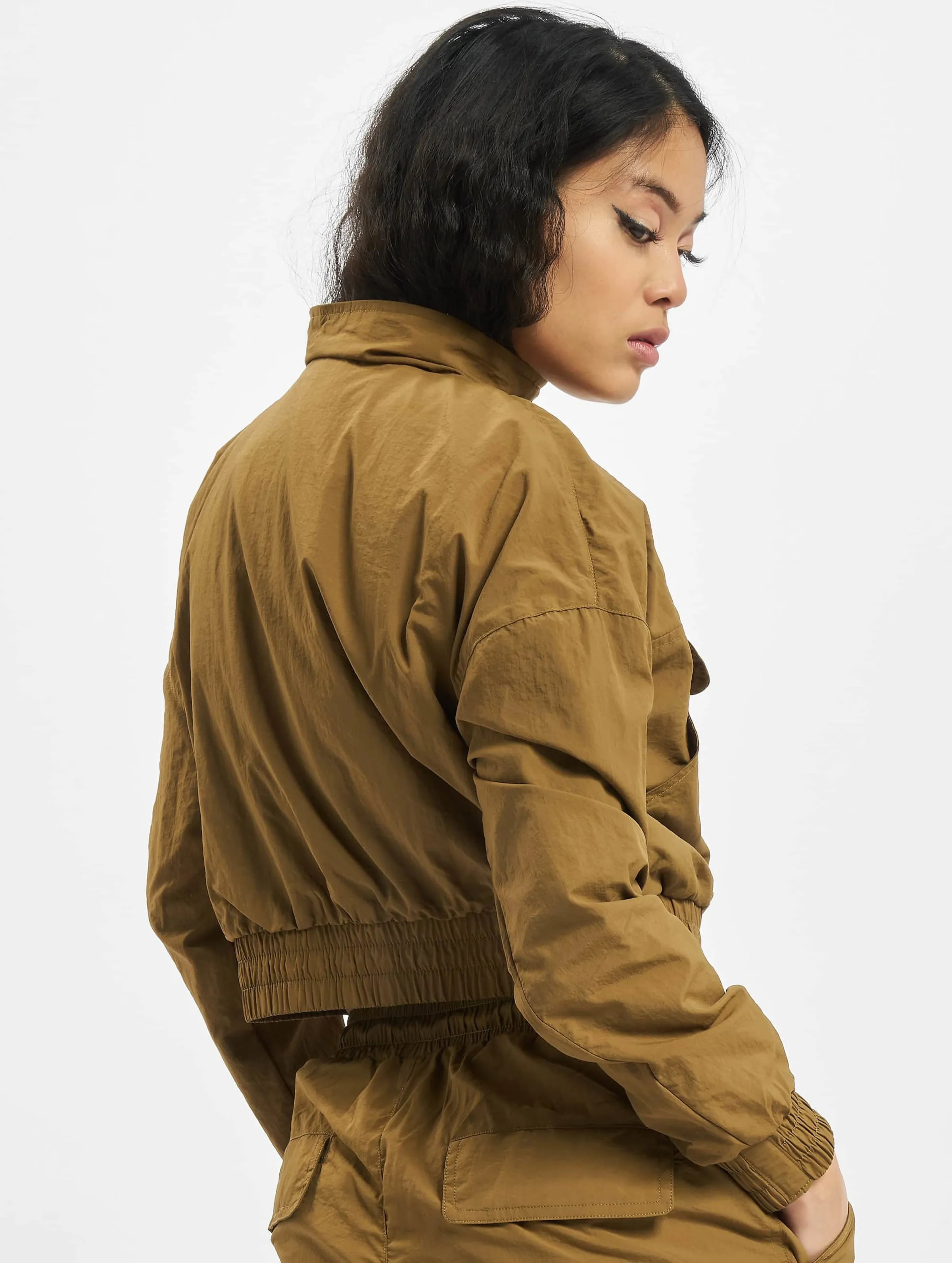 Ladies Cropped Crinkle Nylon Pull Over 