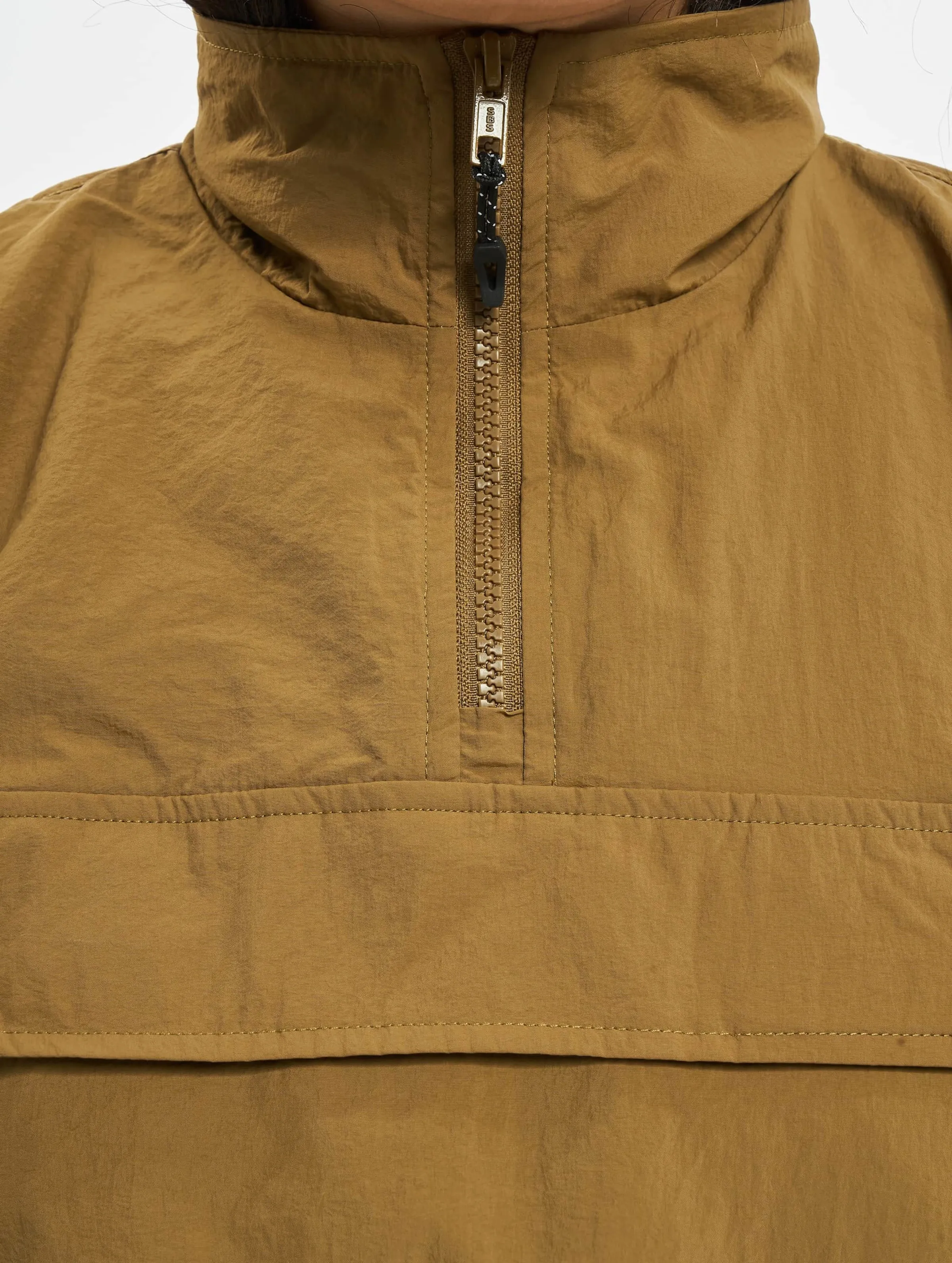 Ladies Cropped Crinkle Nylon Pull Over 