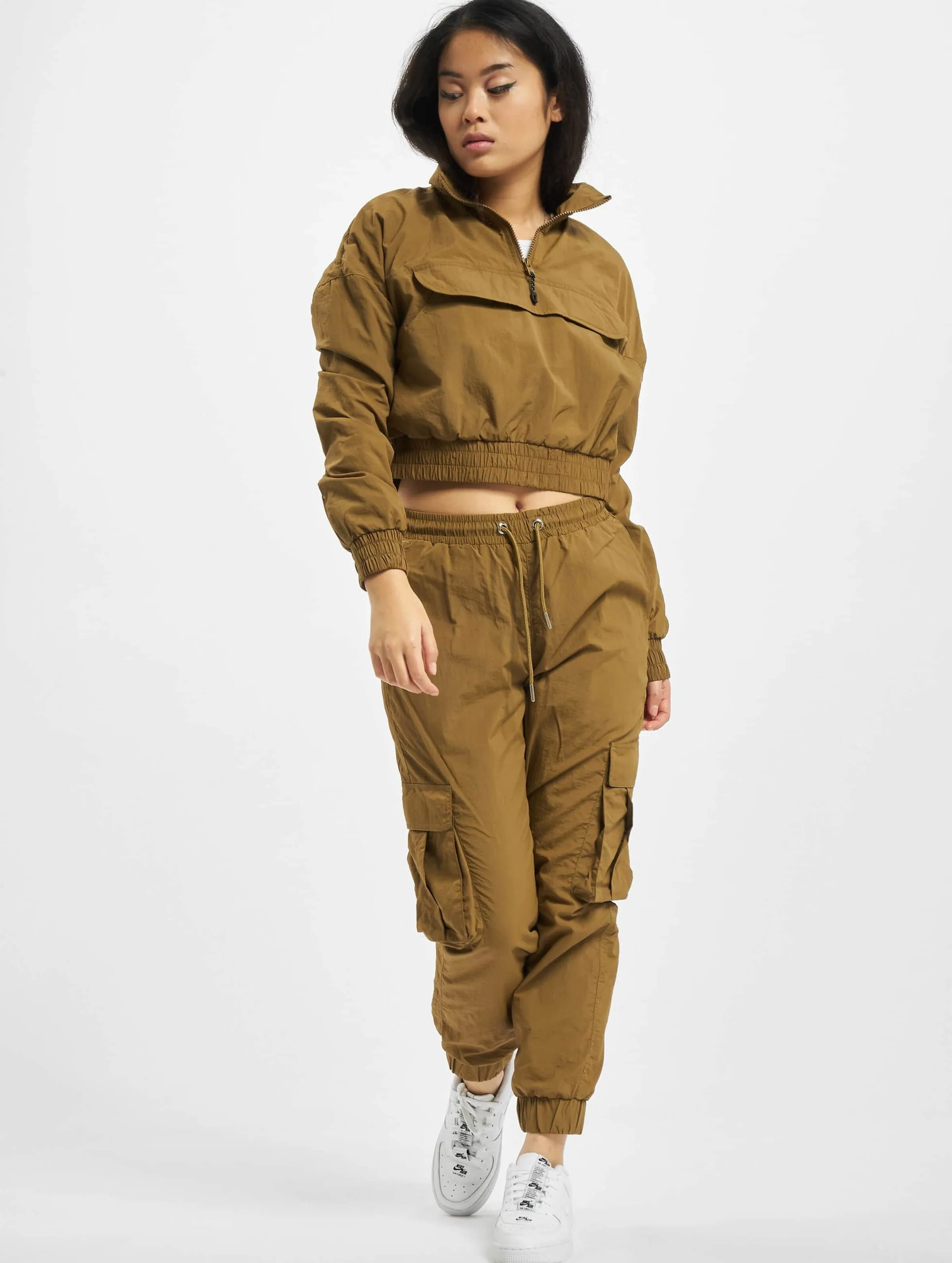 Ladies Cropped Crinkle Nylon Pull Over 