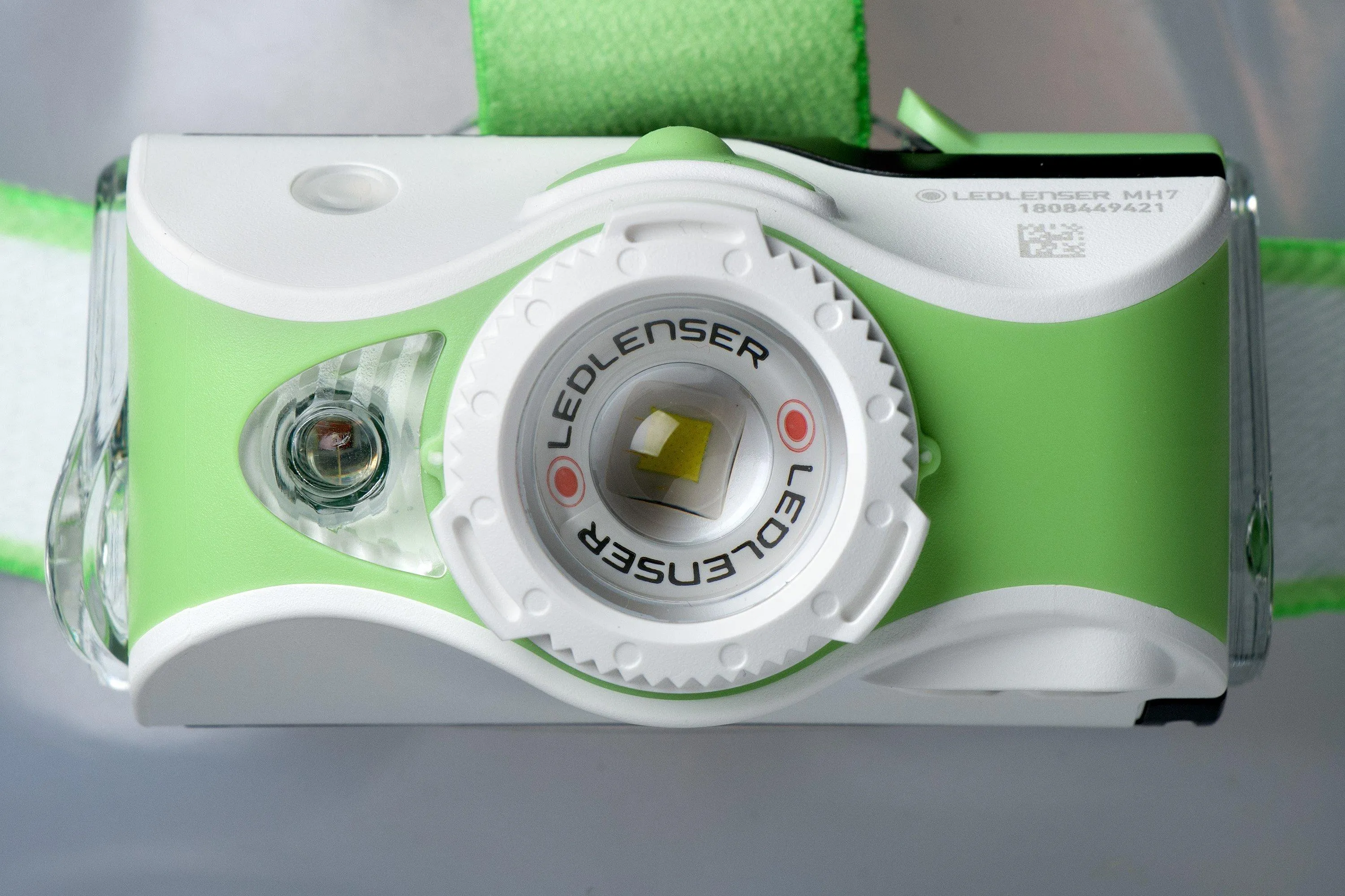 Ledlenser MH7 linterna frontal recargable, verde