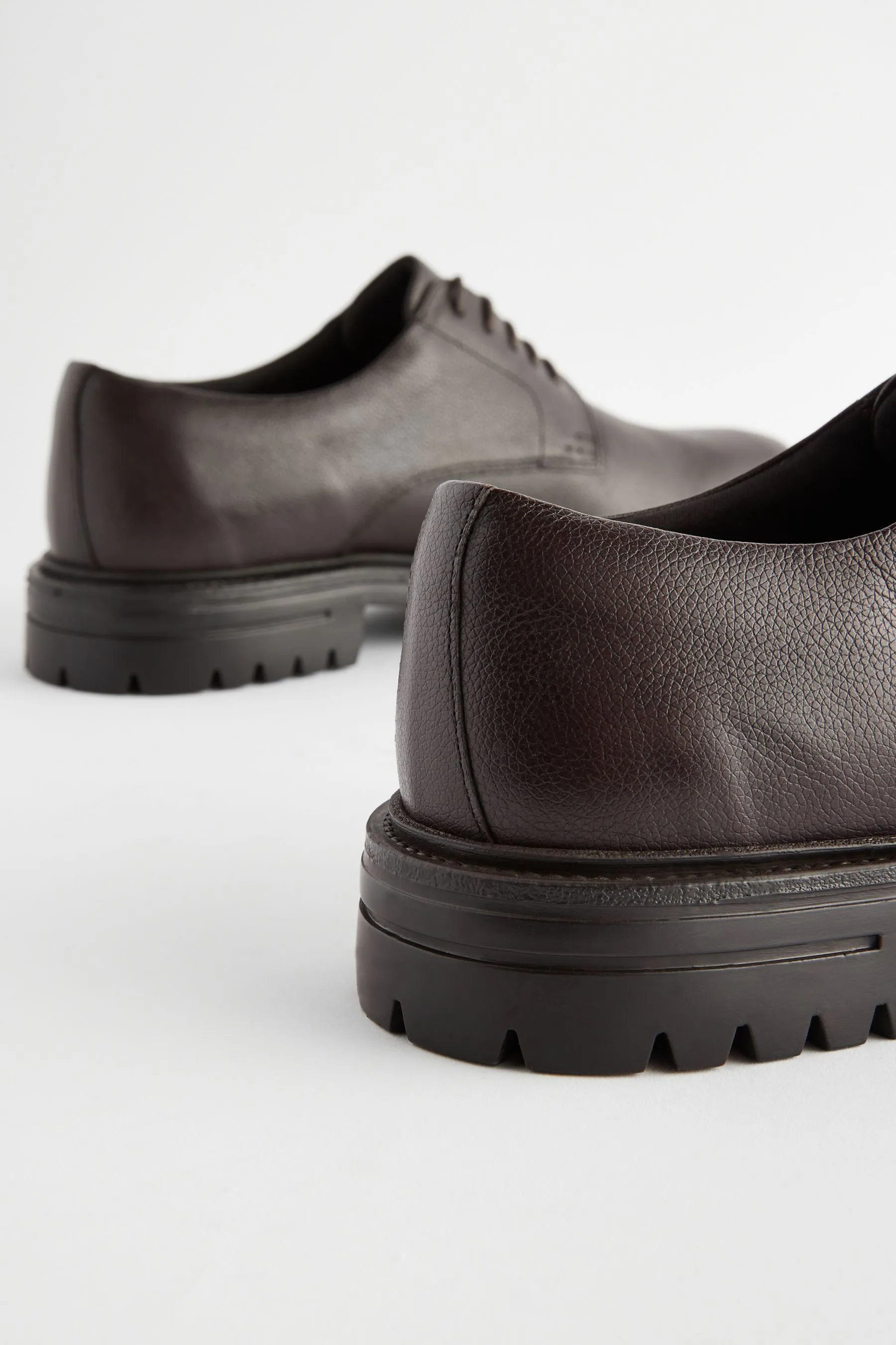MARRóN  LEATHER CLEATED SOLE DERBY SHOES