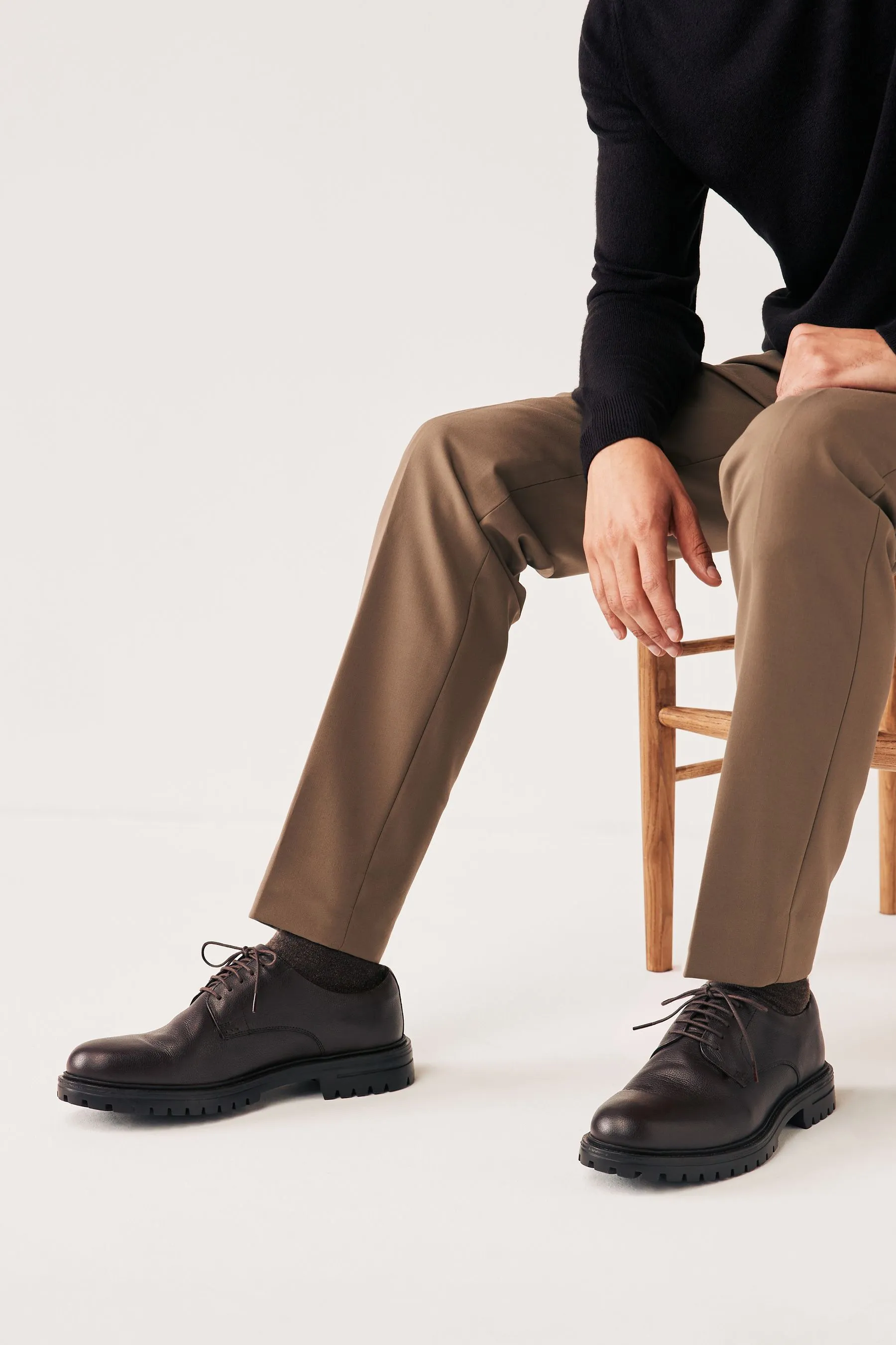 MARRóN  LEATHER CLEATED SOLE DERBY SHOES