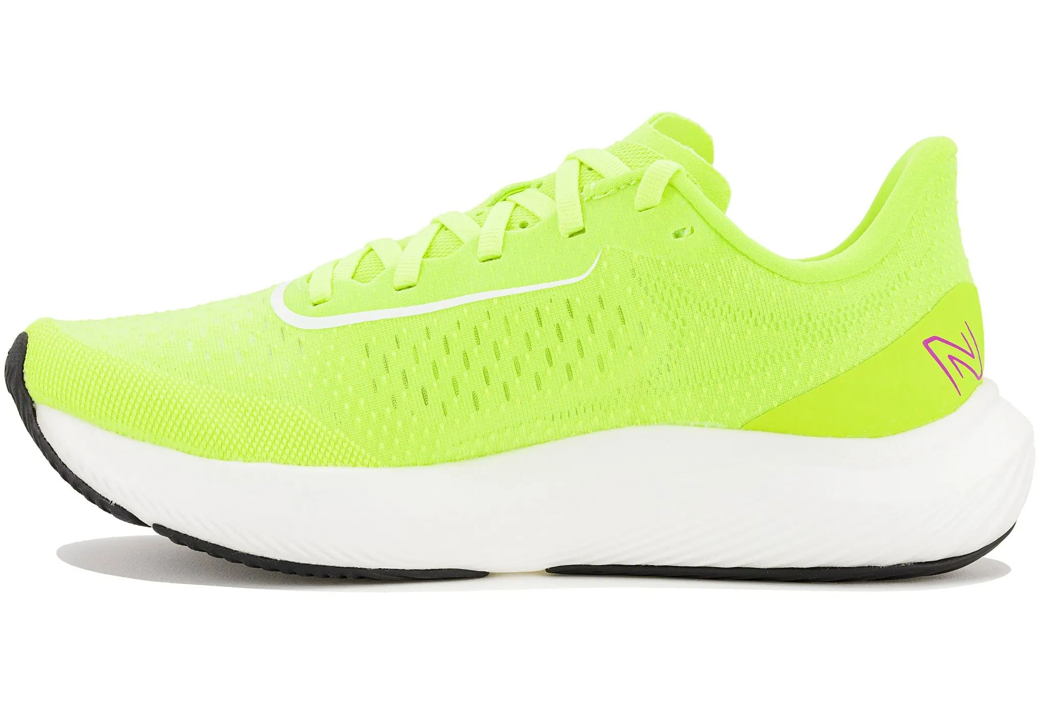 New Balance FuelCell Rebel V3