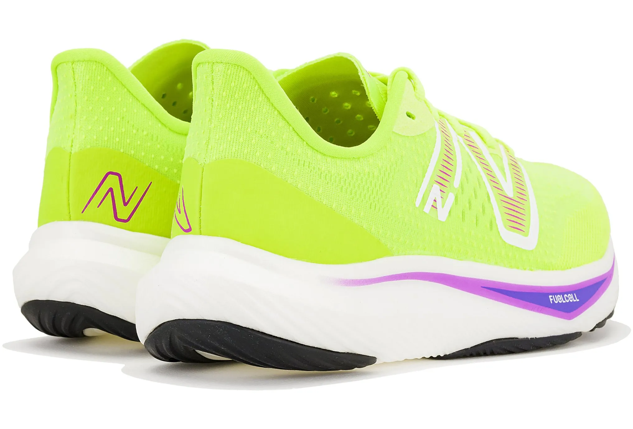 New Balance FuelCell Rebel V3