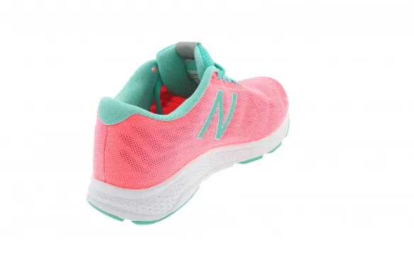 NEW BALANCE VAZEE RUSH NIÑA