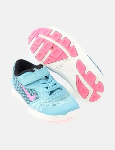 Nike Deportiva azul combinada