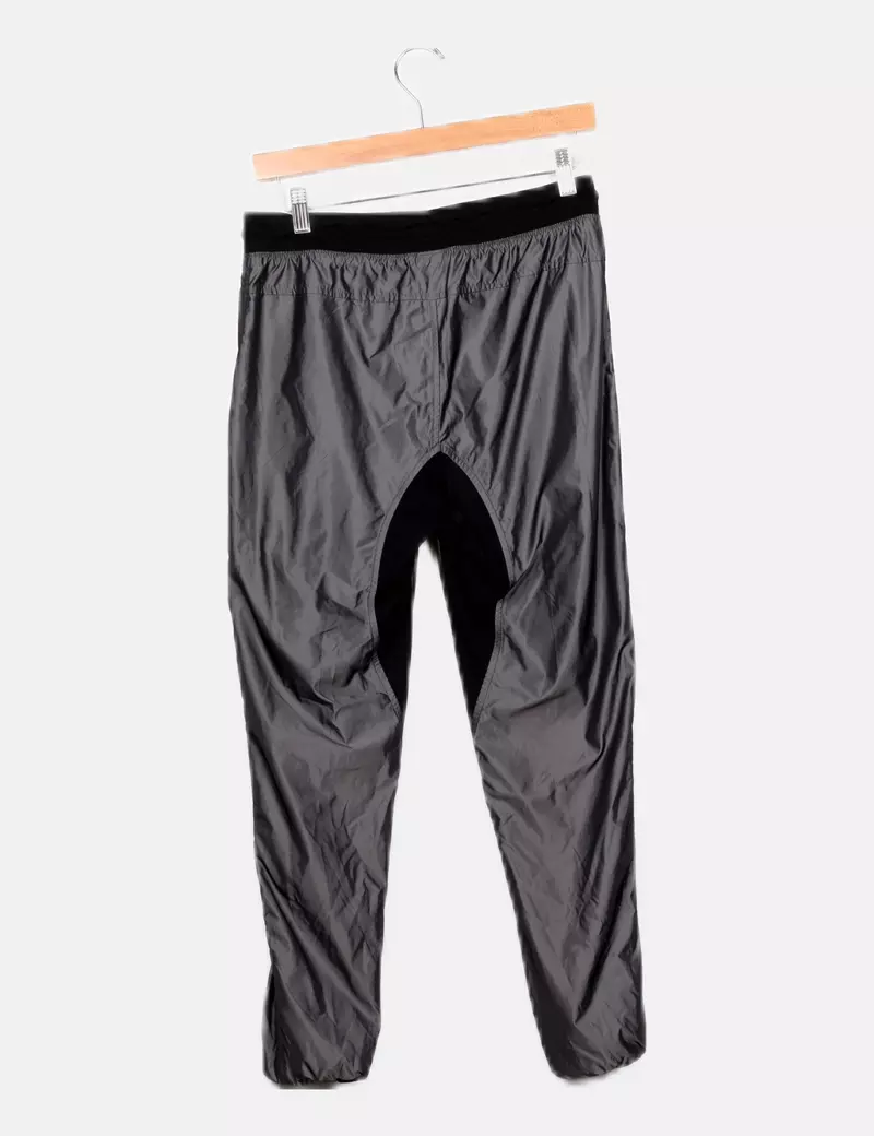 Nike Pantalón técnico gris