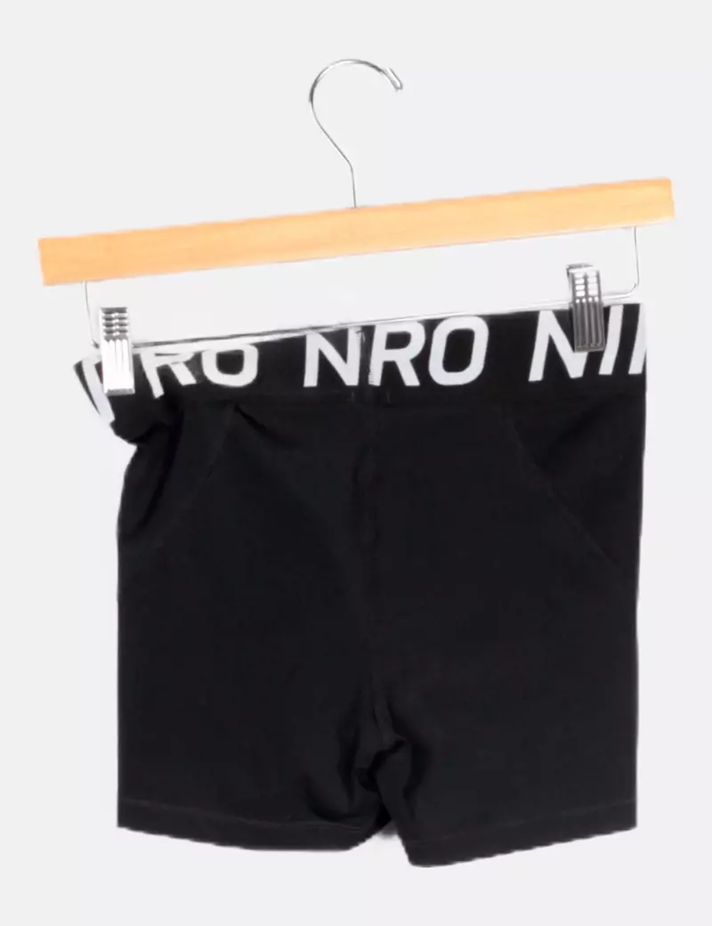 Nike Short negro técnico