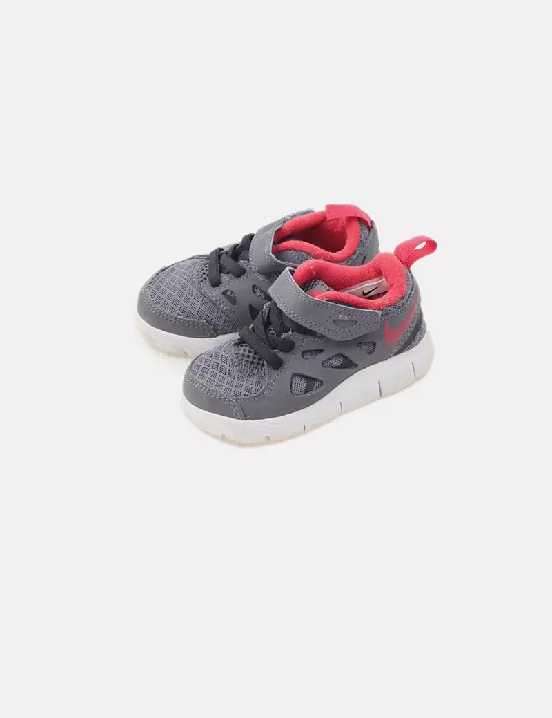 Nike Sneaker combinada gris