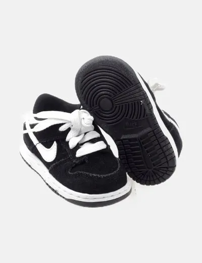 Nike Zapatilla negra deportiva