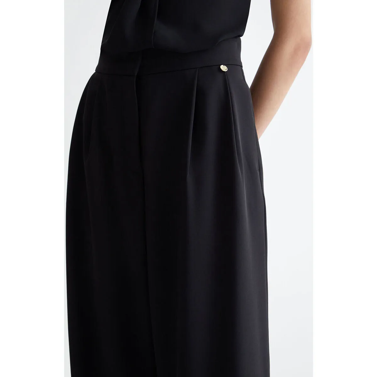 Pantalón ancho negro