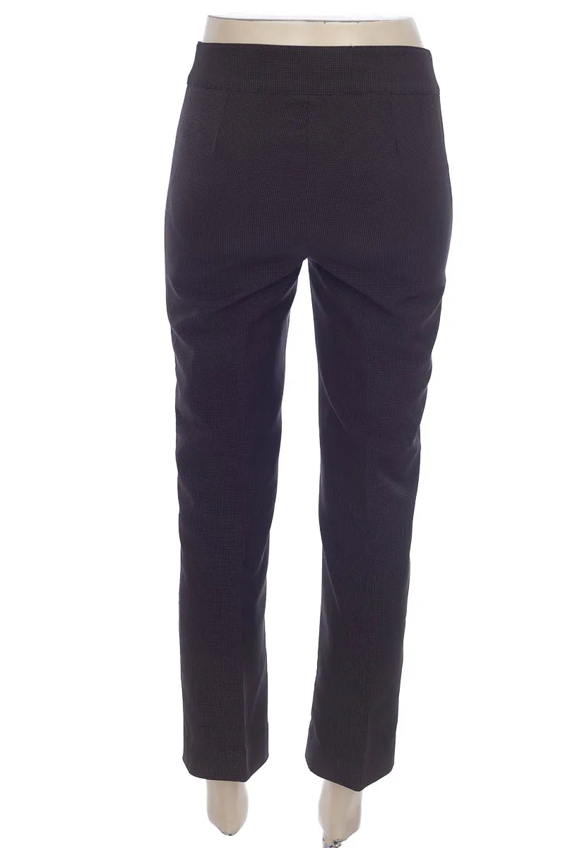 PANTALóN COLOR GRIS  CLOSEANDO