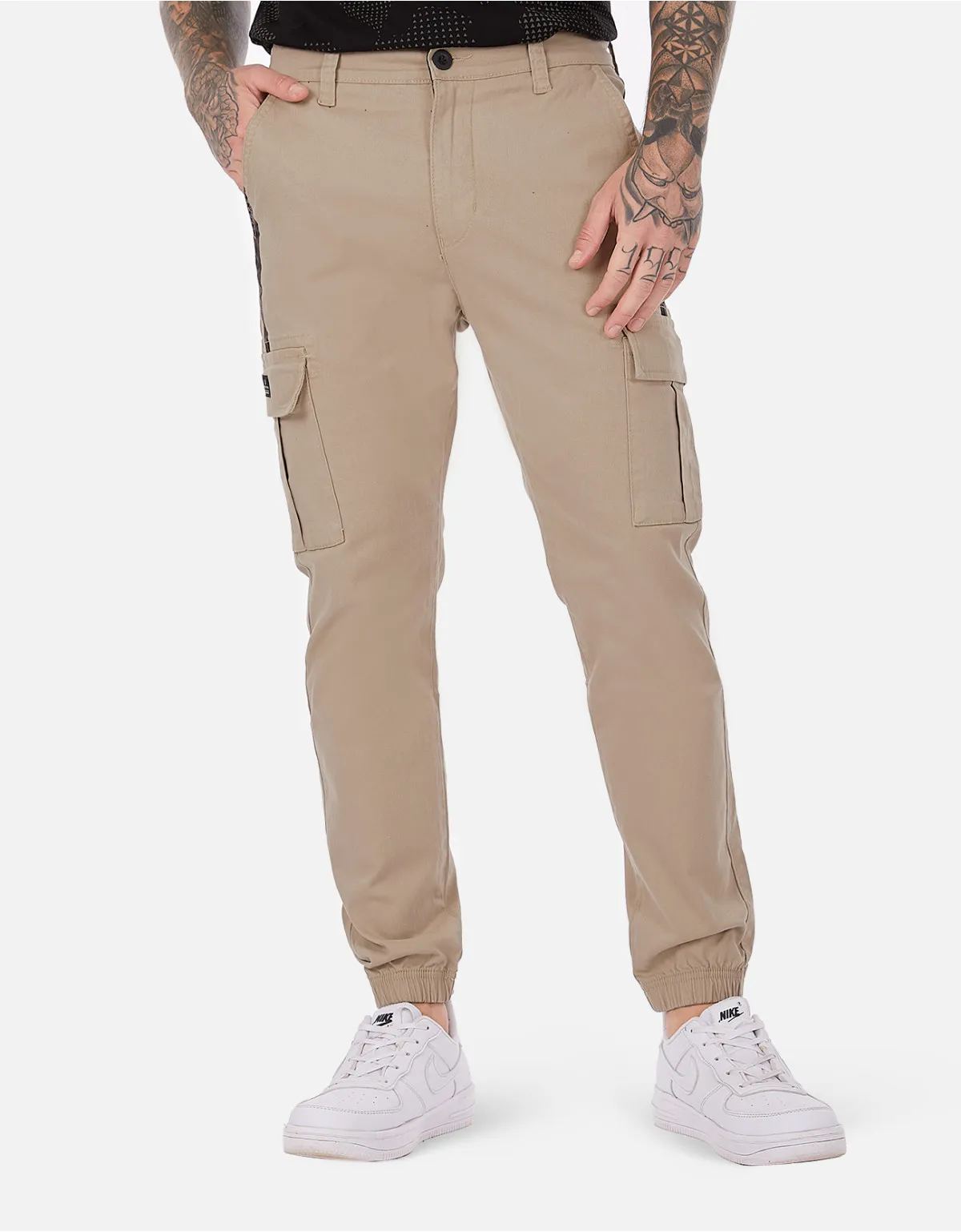 Pantalón jogger beige