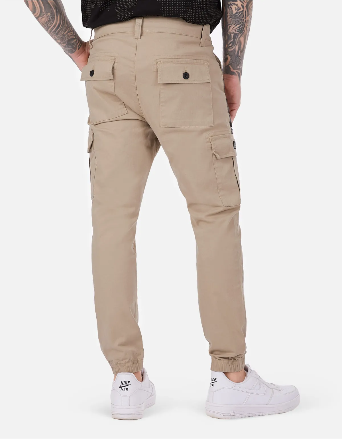 Pantalón jogger beige