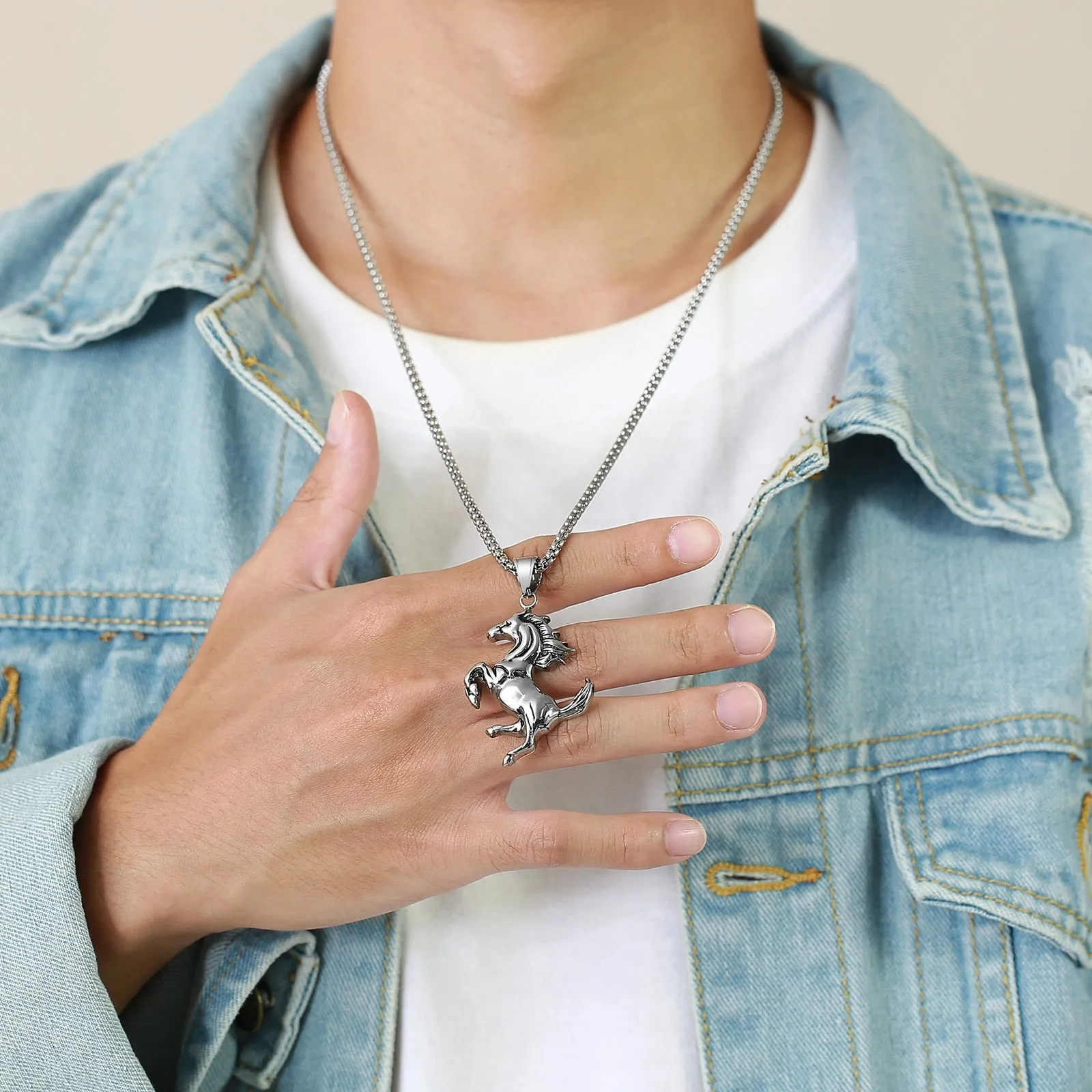 Pendiente y Collar para Hombre o Mujer Men Horse Necklace, Rock Punk Stainless Steel Racehorse Pendant, Statement Male Lucky Col