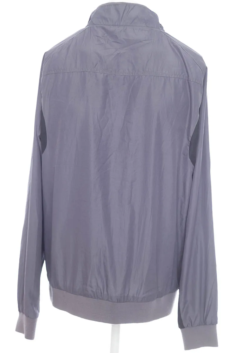 ROPA DEPORTIVA COLOR GRIS  WKD