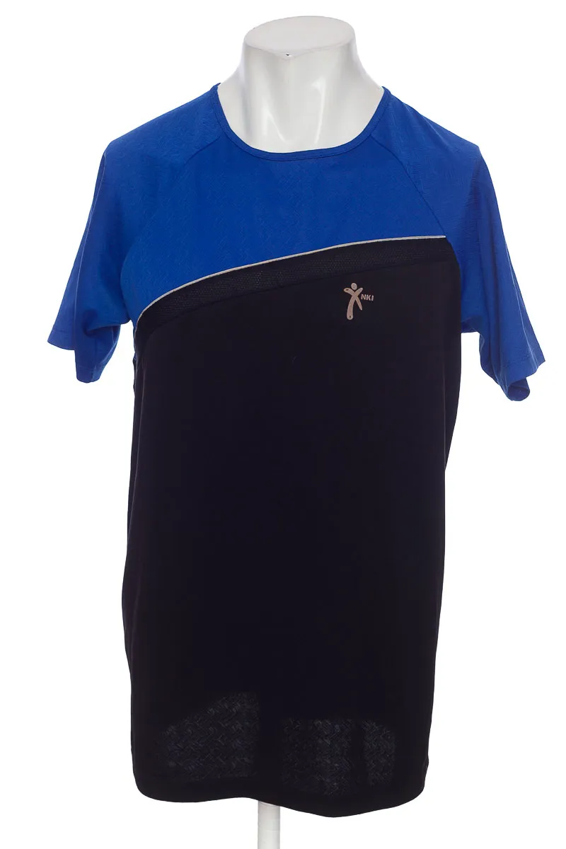 ROPA DEPORTIVA COLOR NEGRO  NKISTORE