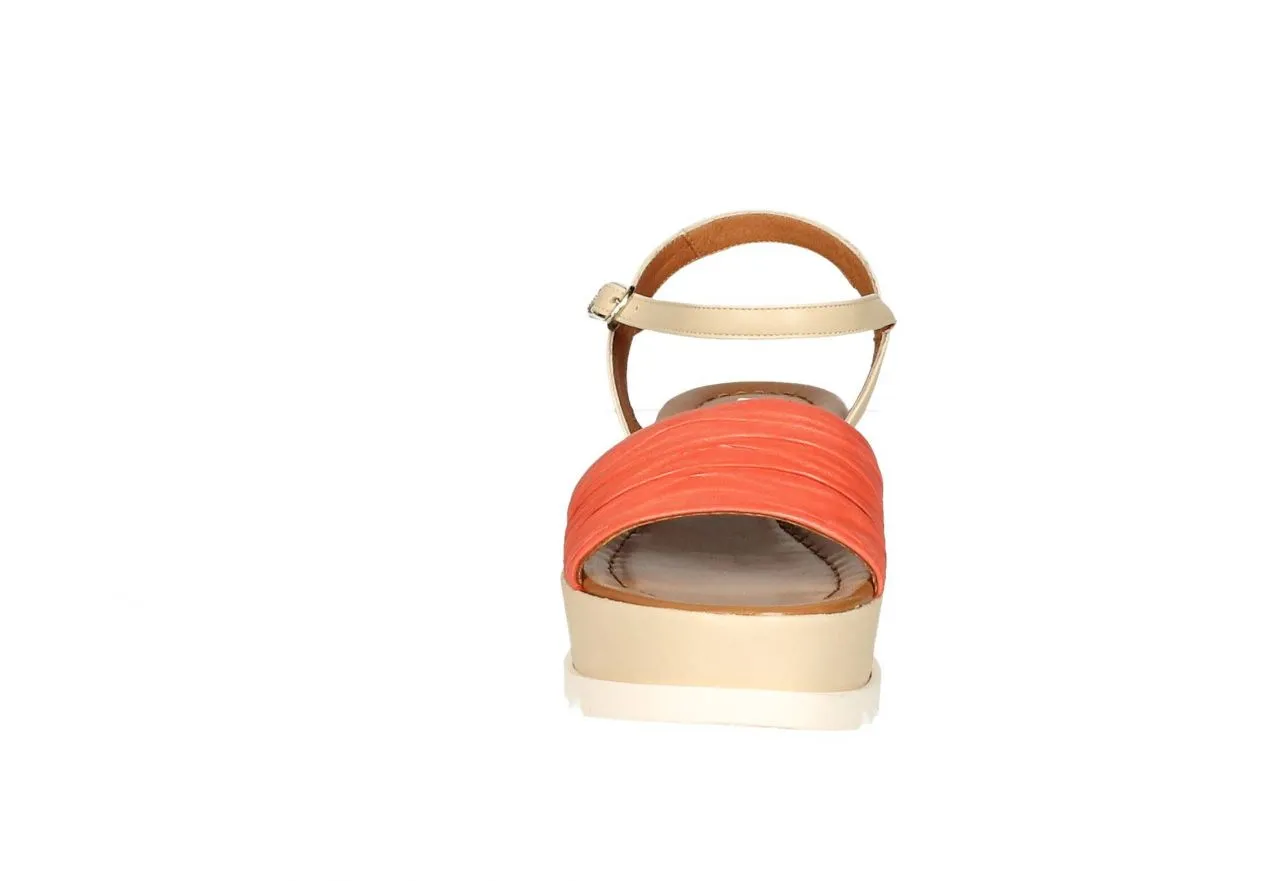 Sandalia Coral/taupe Pala Fruncida y Pulsera