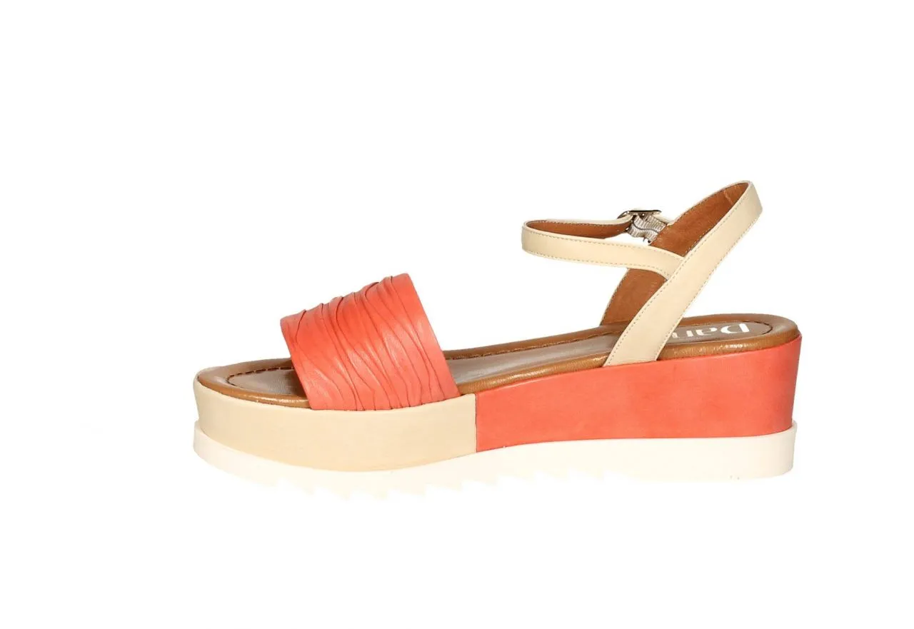 Sandalia Coral/taupe Pala Fruncida y Pulsera