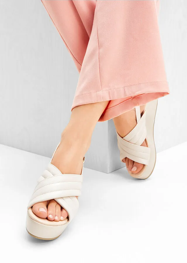 Sandalias de plataforma Beige