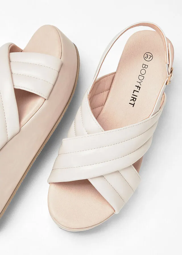 Sandalias de plataforma Beige