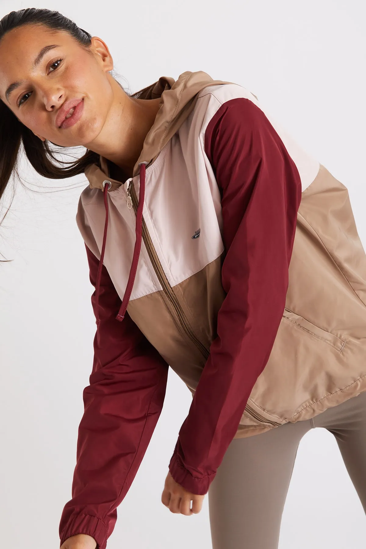 Skip Zooming women's beige windproof running jacket