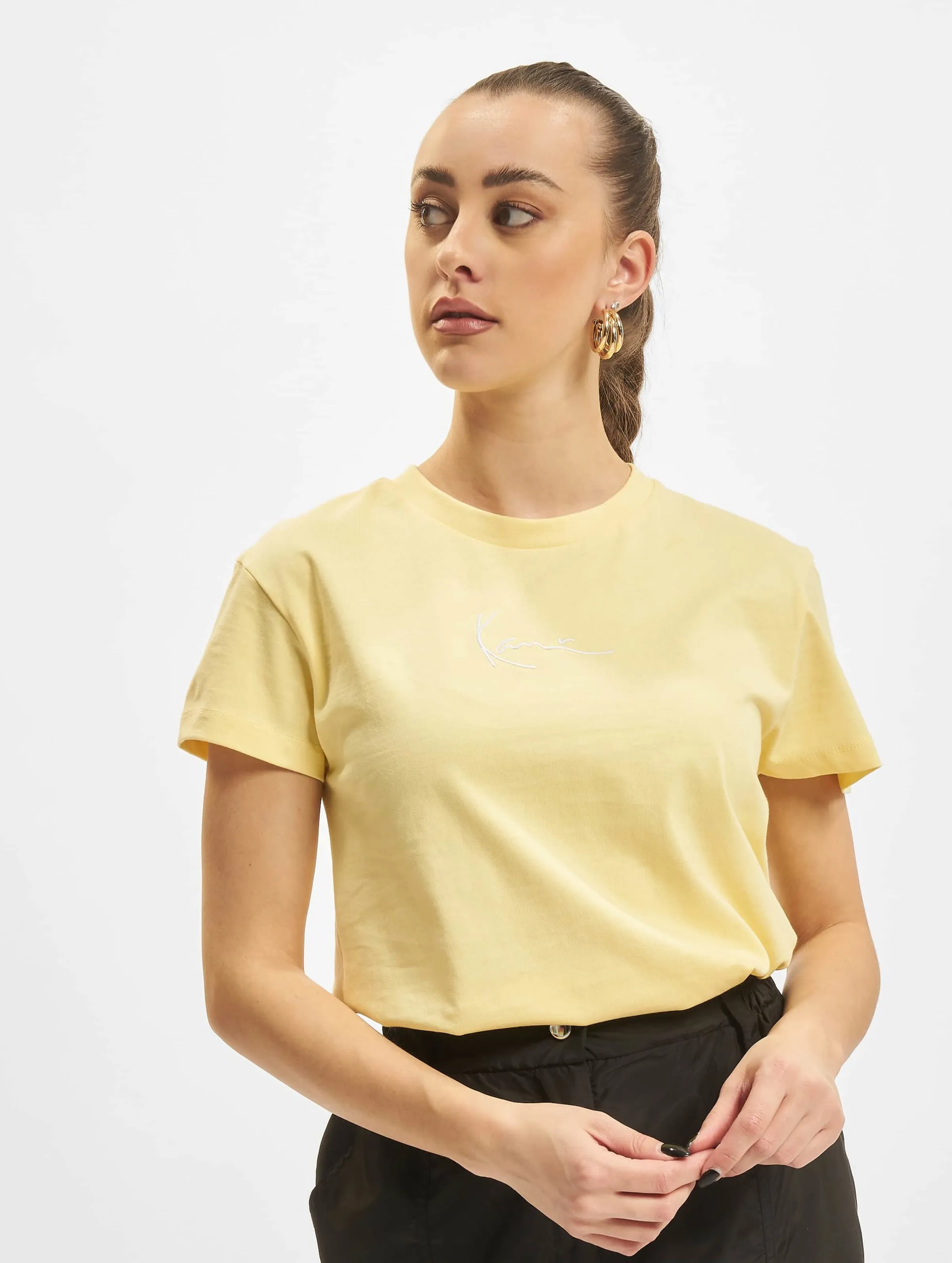 Small Signature Tee light yellow