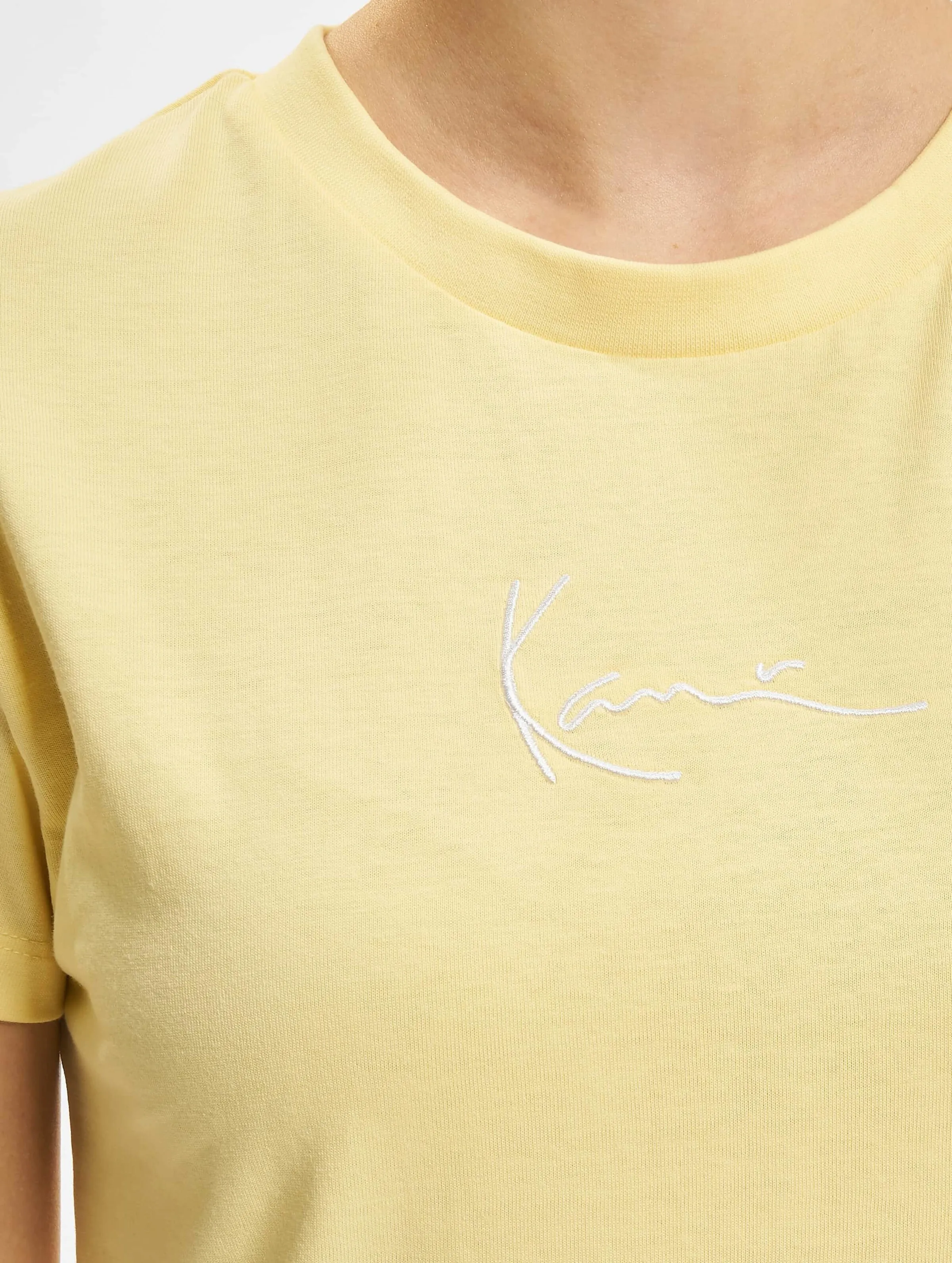 Small Signature Tee light yellow