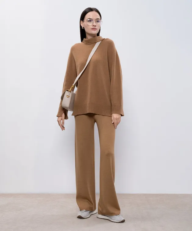 Solotre Brown pants made of wool