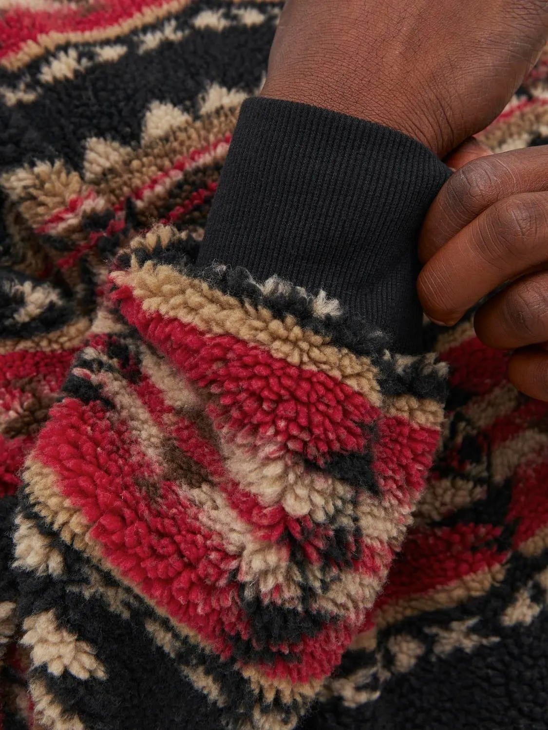 Sudadera de polar All Over Print | Negro | Jack & Jones®